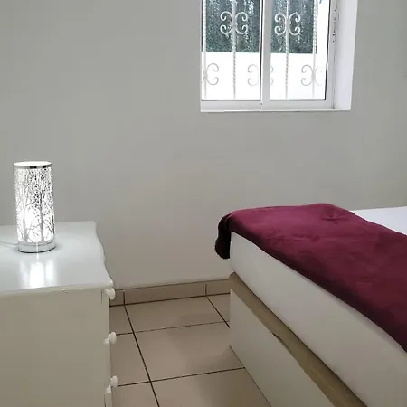 Con Piscina En Aldea Blanca *