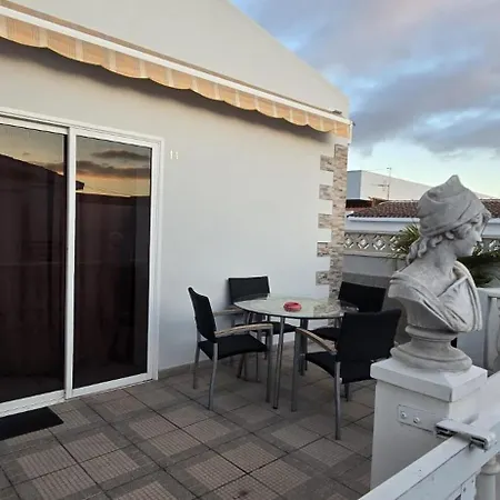 Con Piscina En Aldea Blanca Vakantiehuis *